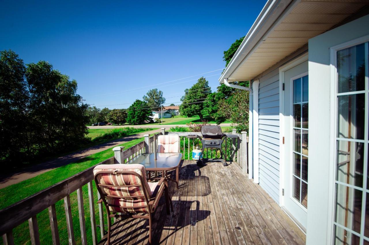 Lee'S Ocean Peek B & B Stratford Eksteriør billede